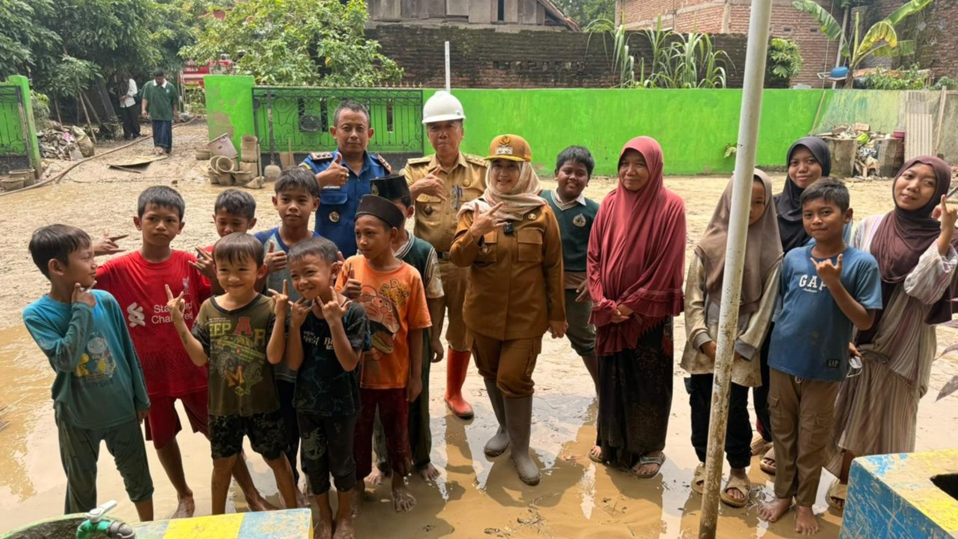 Pastikan KBM Segera Pulih, Pemkot Cirebon Upayakan Solusi Jangka Panjang Atasi Luapan Sungai Kalijaga
